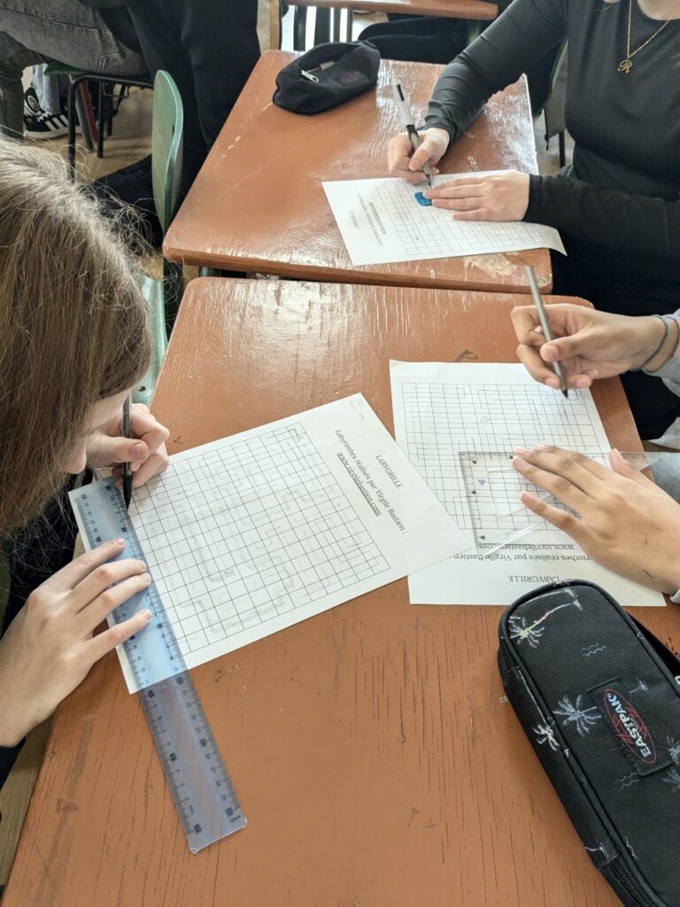 Collège Charlemagne Labyrinthe 3